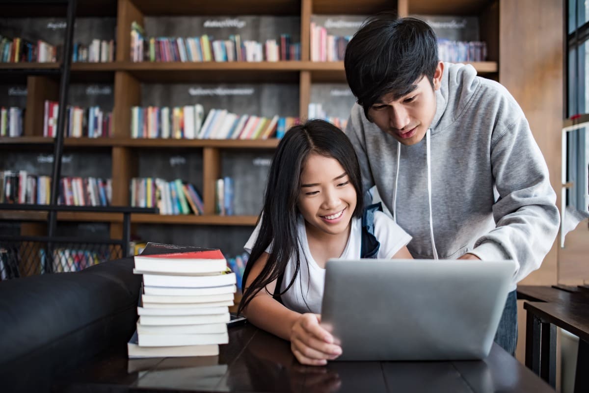 Luar Negeri 的 Jurusan Bisnis Terbaik