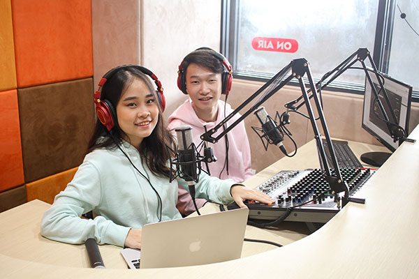 Daftar Mata Kuliah Jurusan Ilmu Komunikasi yang Umum Ditemui