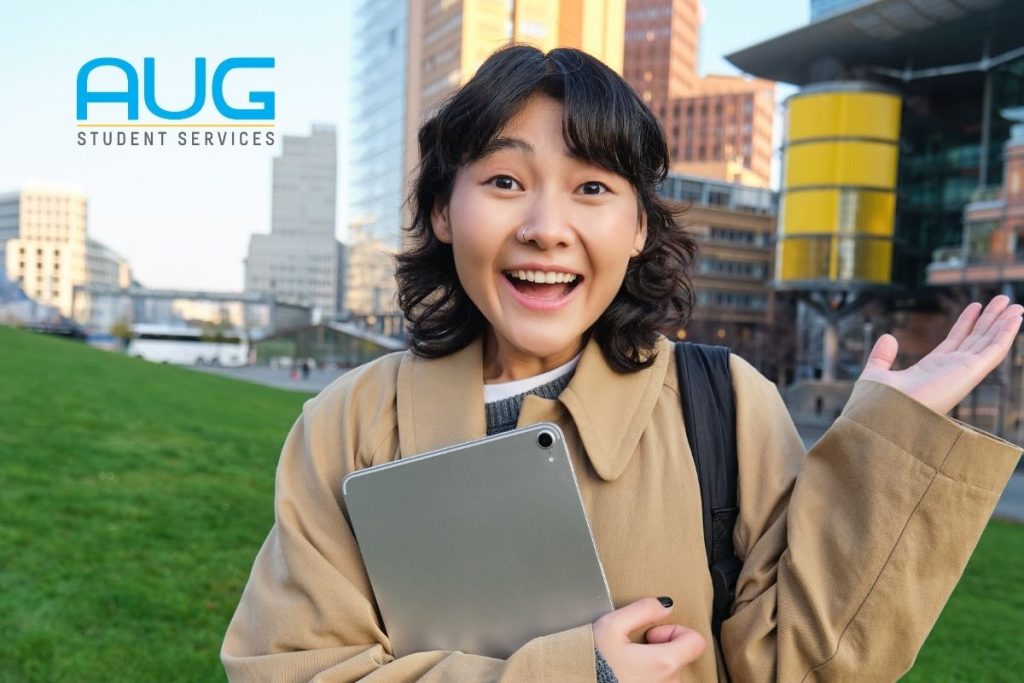 Perbedaan IELTS, TOEFL, dan PTE: Panduan Lengkap Tes Bahasa Inggris