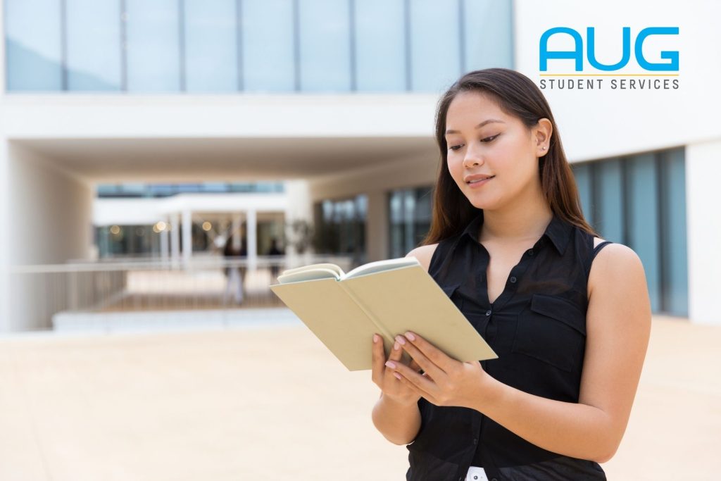 Mengapa Kuliah di Luar Negeri Bisa Membuka Jalan Lebih Cepat