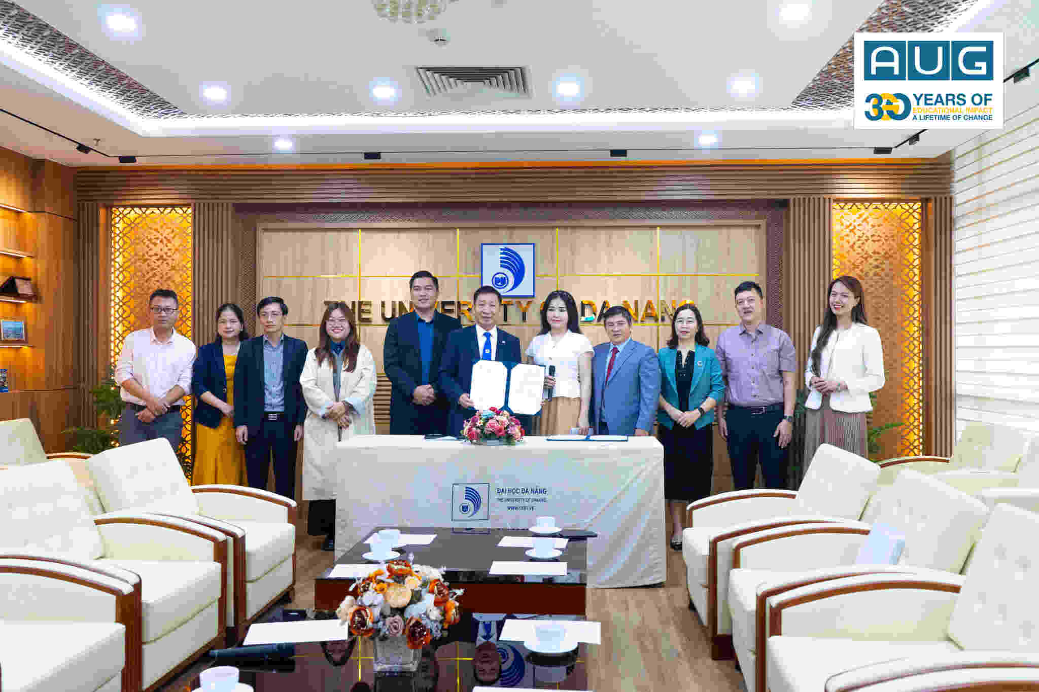Signing MOU Between AUG and The University of Danang
