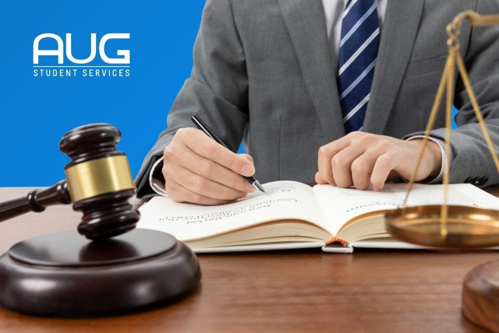 Tantangan Nyata Kuliah Jurusan Hukum di Luar Negeri