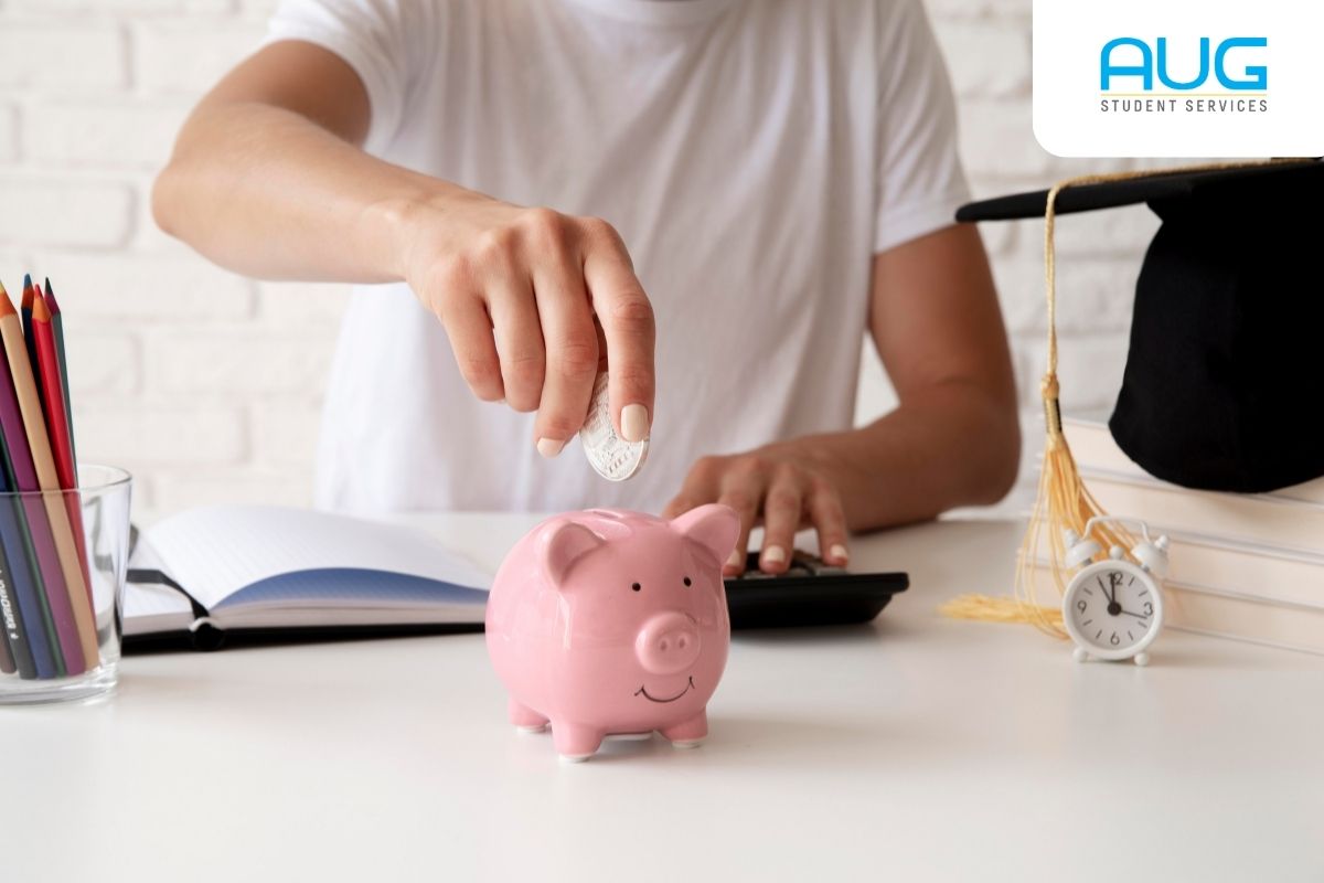 Kuliah di Inggris Merogoh Kocek Berapa? Cek Biaya Kuliah & Hidup!