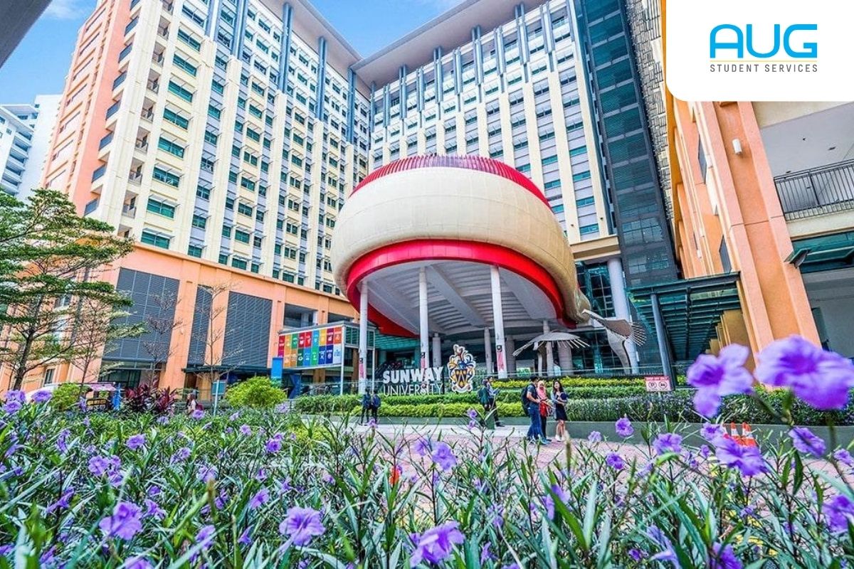Kampus Dekat Mall Malaysia: Kuliah Aman & Ada Beasiswa!
