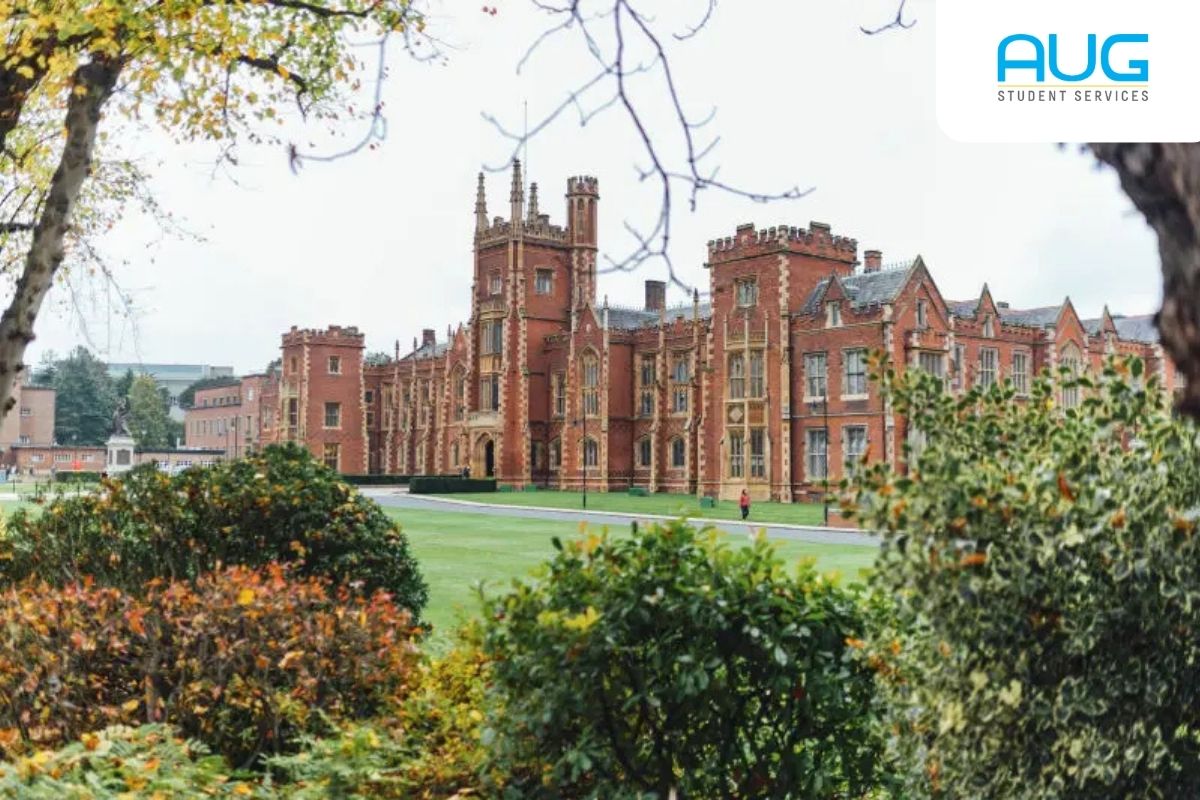 List Scholarship di Top Ranked UK Uni!