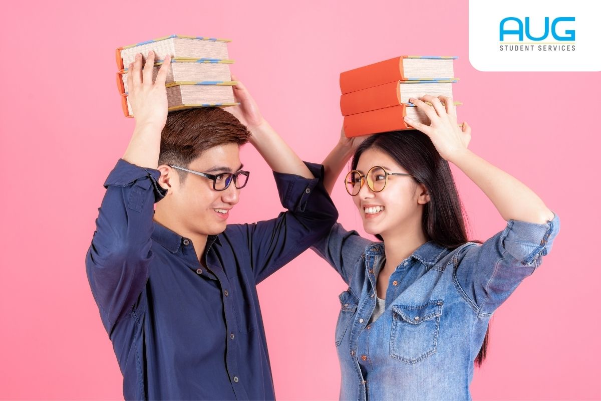 IELTS vs TOEFL 2026: Format, Biaya, dan Mana Lebih Mudah?