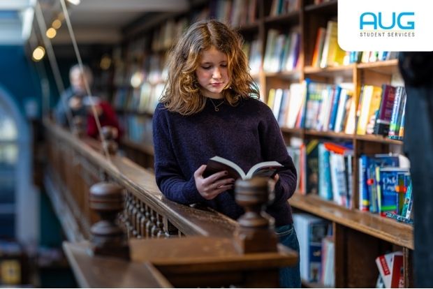 International Student choosing a UK university