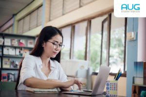 Idiom Adalah: 20 Contoh & Bahayanya Dipakai di IELTS