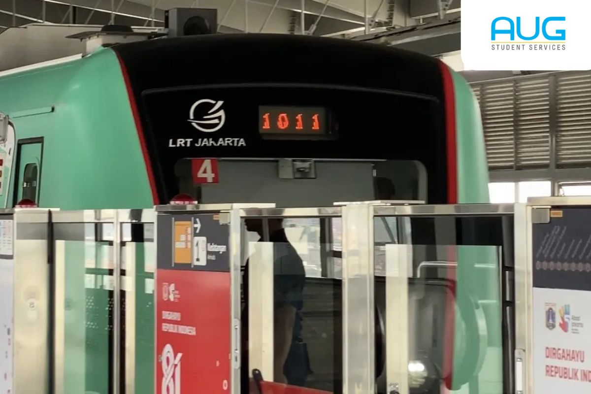 Rute Baru LRT Jakarta & 4 Profesi di Baliknya