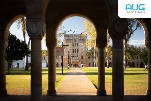 Study media in Australia courses and careers