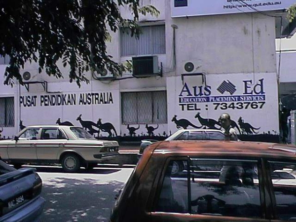 Old Subang Jaya Office Corner Building
