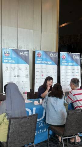 Go! UK Education Fair 12